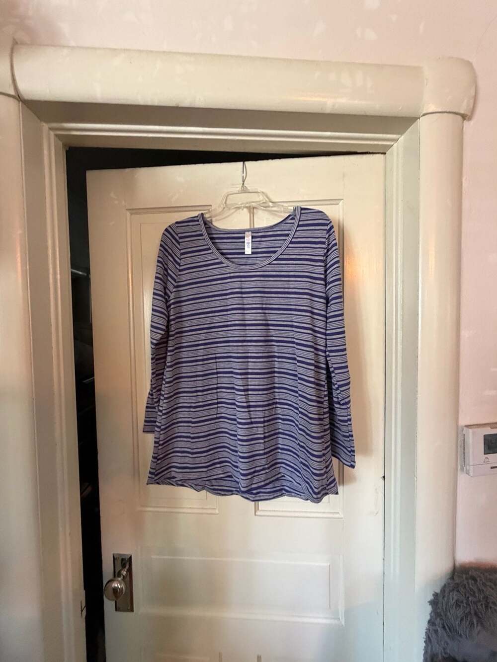 LuLaRoe Long Sleeve Scoopneck Tee Shirt Striped Blue Gray Size L